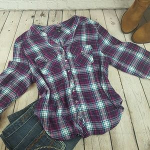 (XL) Intro Collarless Lady Flannel